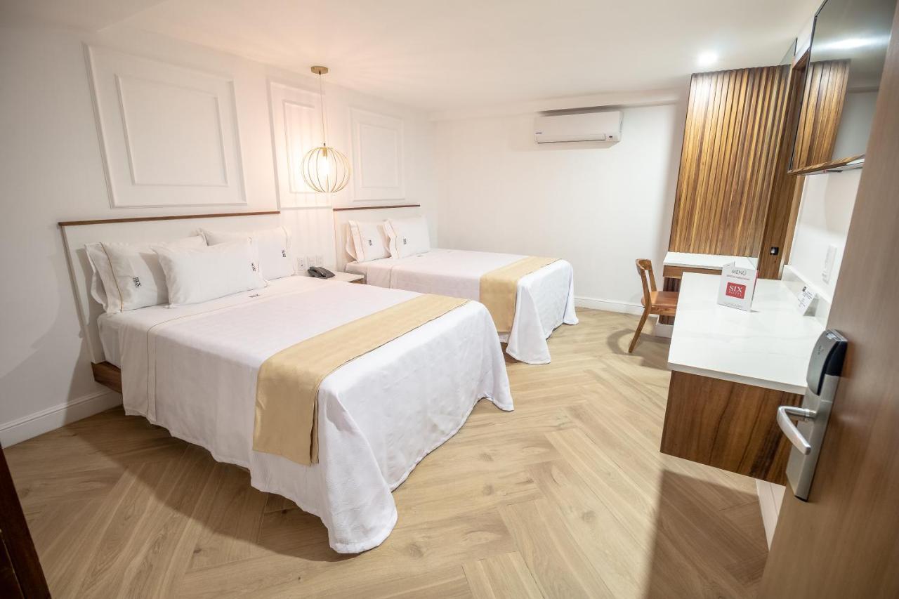 Six Hotel Guadalajara Degollado Εξωτερικό φωτογραφία