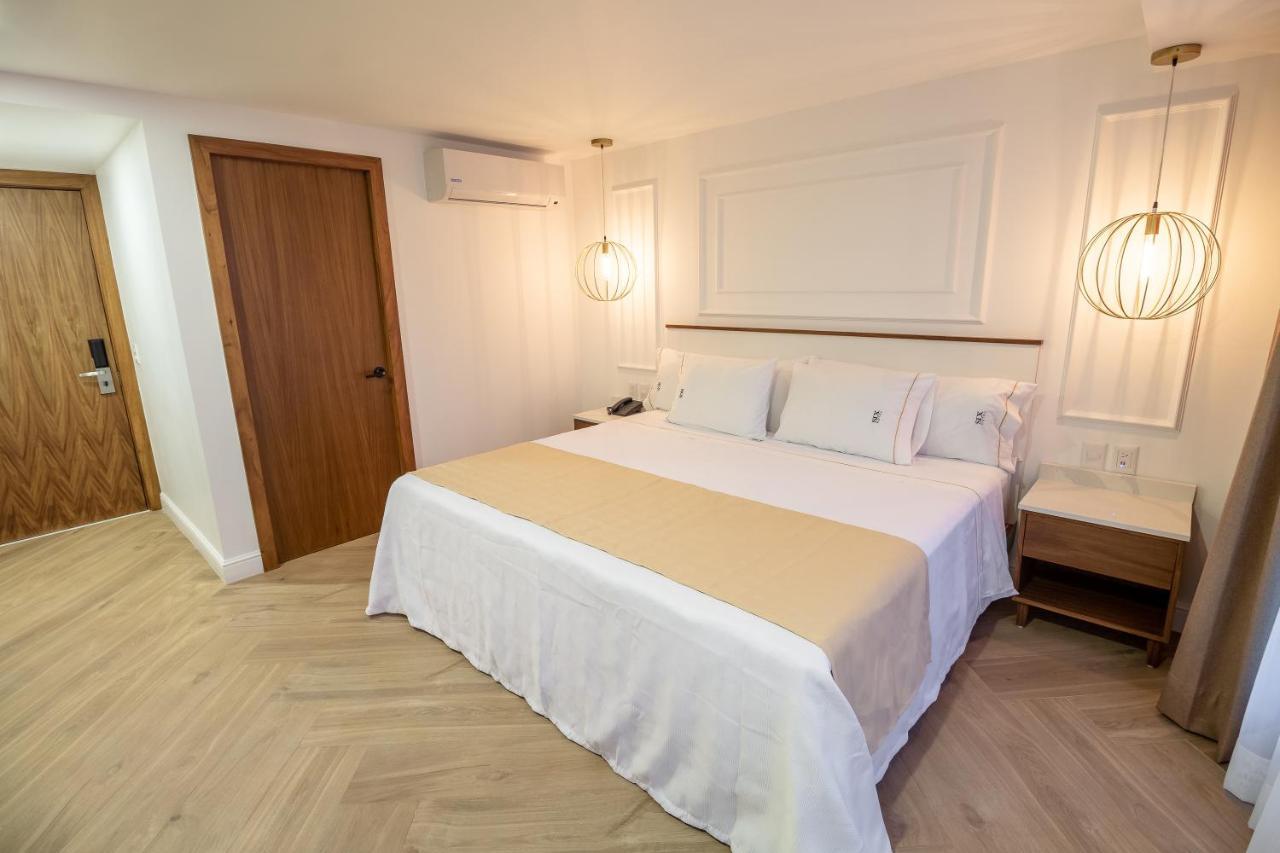 Six Hotel Guadalajara Degollado Εξωτερικό φωτογραφία