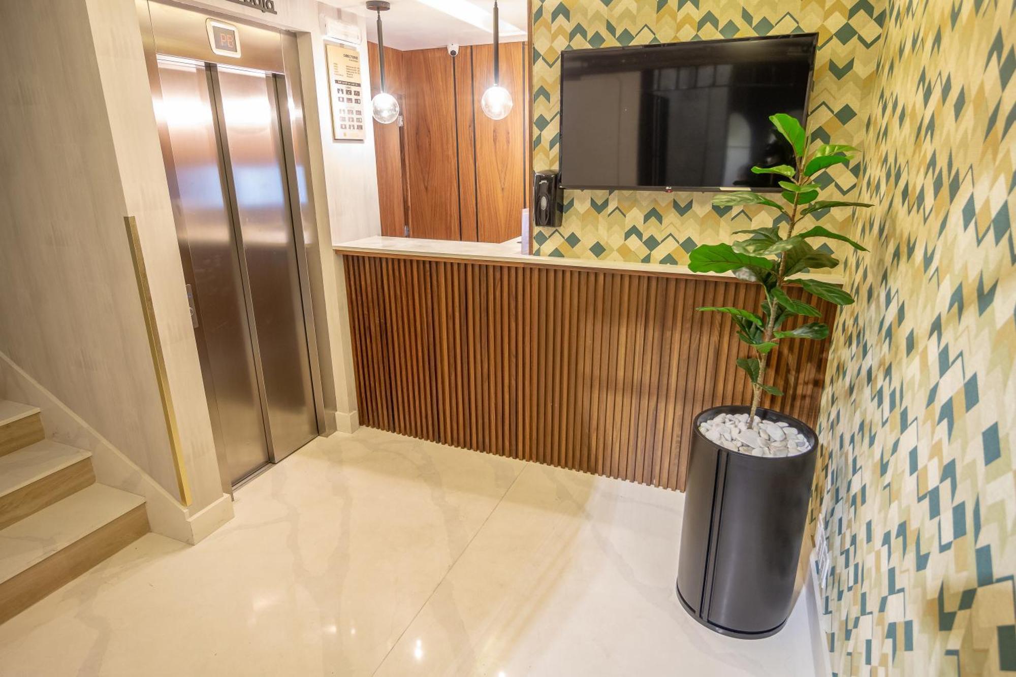 Six Hotel Guadalajara Degollado Εξωτερικό φωτογραφία